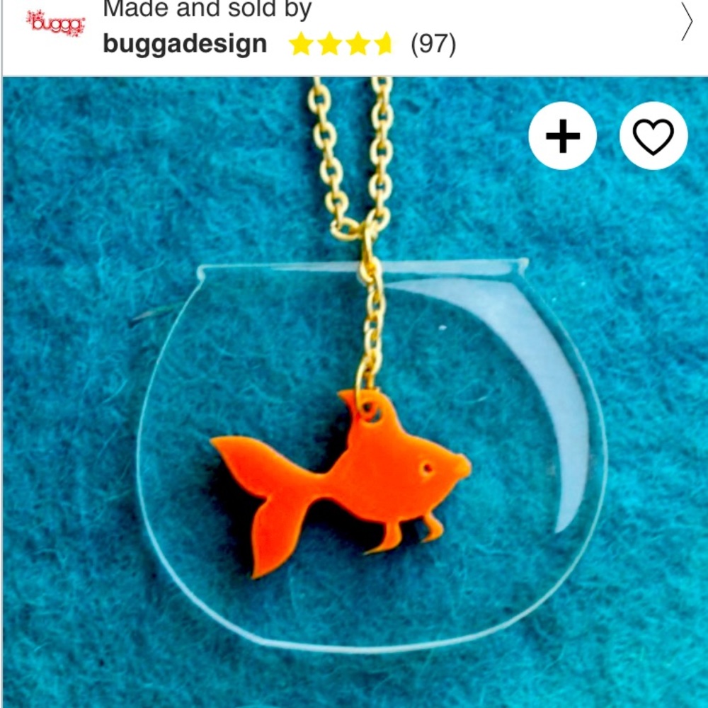 Bugga goldfish necklace